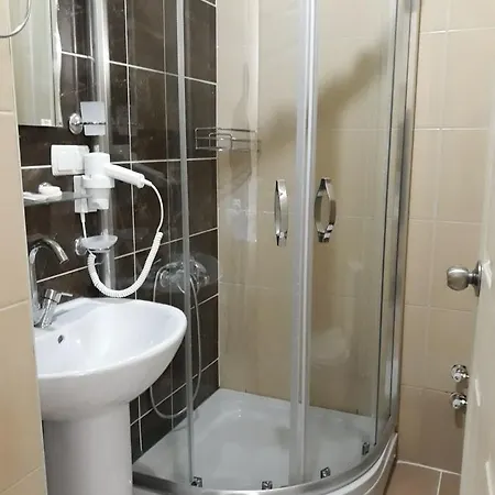 Hotel Woo 2*