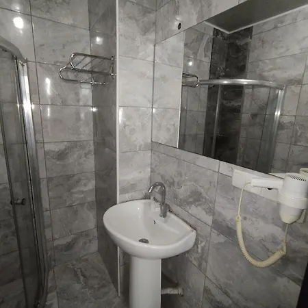Hotel Woo 2*