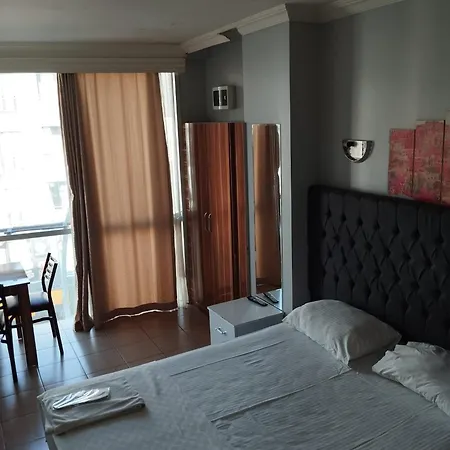 Hotel Woo